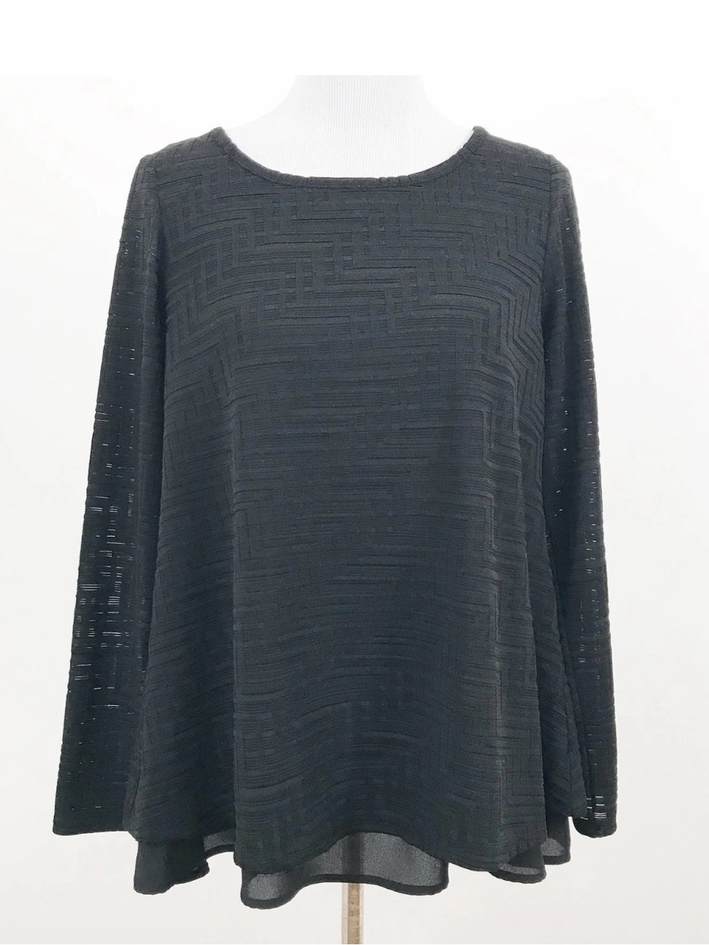The Limited Geometric Textured Knit Top - Black
